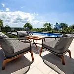 Villa XO